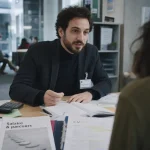 Conseiller pole emploi salaire : échanges sur l’emploi et le parcours professionnel