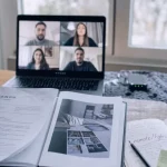 Mission en télétravail : CV et visioconférence sur ordinateur portable